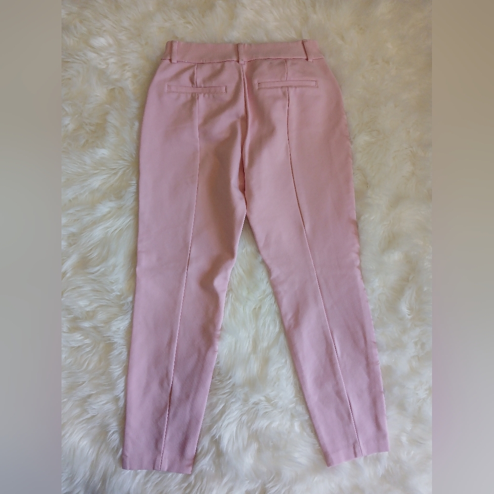 Express Pink Capris - Picture 3 of 5